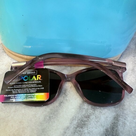 Foster Grant Purple Wayfarer Sunglasses. NWT - Picture 2 of 4